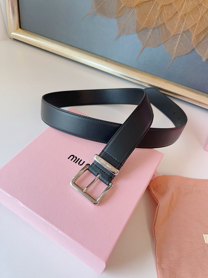 ミュウミュウ アウトレット 店舗 MiuMiu 35mm 本革 牛革 レザー ウエストベルト 細め カジュアル 2701995 Miumiu ベルト 新作 - 画像 (2)