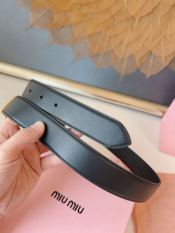 ミュウミュウ アウトレット 店舗 MiuMiu 35mm 本革 牛革 レザー ウエストベルト 細め カジュアル 2701996 Miumiu ベルト 公式 - 画像 (5)