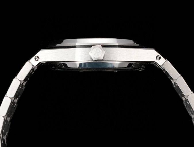 オーデマピゲスーパーコピー N級品通販オーデマピゲ ロイヤルオーク 34mm ステンレス ダイヤ シルバーダイアル スペック オーデマピゲ 時計 - 画像 (4)