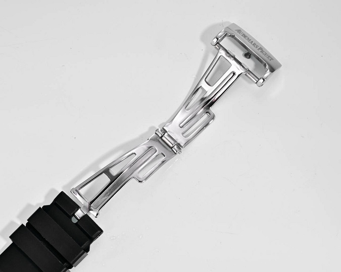 オーデマピゲスーパーコピー N級品通販AP ロイヤルオーク 15202 桜花粉ダイヤル ブラックラバー ジャンボ オーデマピゲ ロイヤルオーク クロノ - 画像 (8)