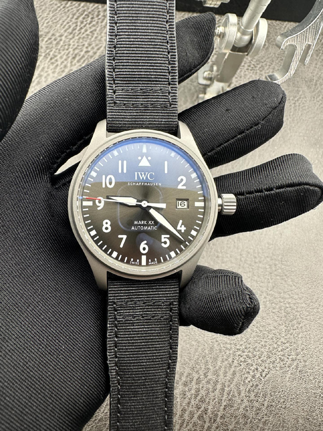 IWC 時計 メンズ 人気