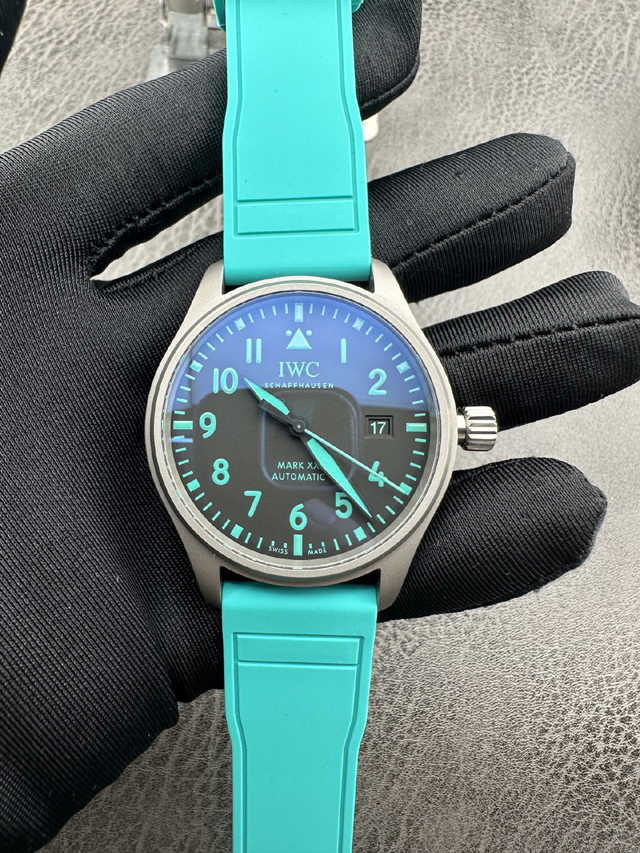 IWC 時計 メンズ 人気