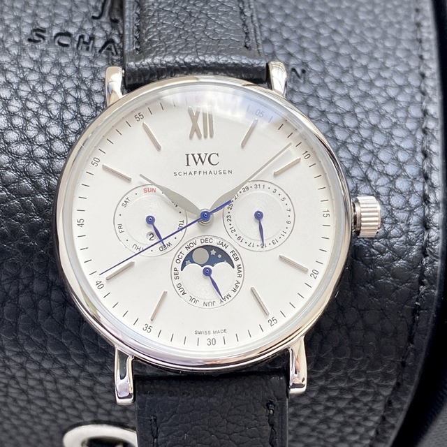 ブランド腕時計専門店 通販IWC ポルトフィーノ パーペチュアルカレンダー シルバーダイヤル ブルーベルト iwc 時計 ポルトギーゼ - 画像 (2)