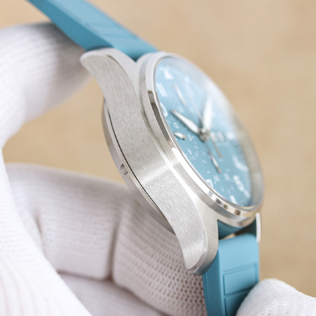 ブランド腕時計専門店 通販IWC パイロットウォッチ クロノグラフ ブルー ブルーベルト レプリカ 透明裏見 iwc 時計新作 - 画像 (5)
