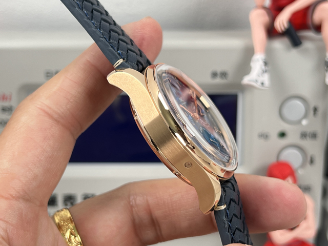 ブランド腕時計専門店 通販IWC ポルトギーゼ パーペチュアルカレンダー ゴールド風 ブルーダイヤル ブルーベルト iwc 時計 人気 ステンレススチール - 画像 (7)
