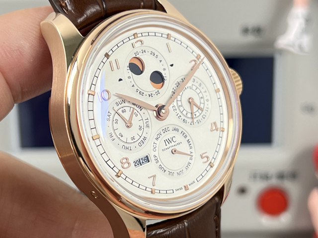 ブランド腕時計専門店 通販IWC ポルトギーゼ パーペチュアルカレンダー ローズゴールド風 シルバーダイヤル ブラウンベルト iwc 時計 レディース - 画像 (4)