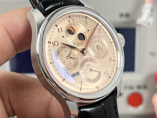 ブランド腕時計専門店 通販IWC ポルトギーゼ パーペチュアルカレンダー ステンレス風 シルバーダイヤル ブラックベルト iwc 時計 人気 - 画像 (3)