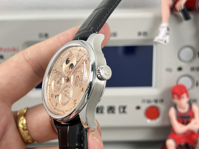 ブランド腕時計専門店 通販IWC ポルトギーゼ パーペチュアルカレンダー ステンレス風 シルバーダイヤル ブラックベルト iwc 時計 人気 - 画像 (7)