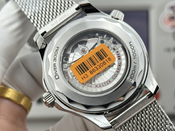高級腕時計スーパーコピー オメガ(OMEGA) シーマスター プラネットオーシャン 600M ブランド時計 コピー - 画像 (7)