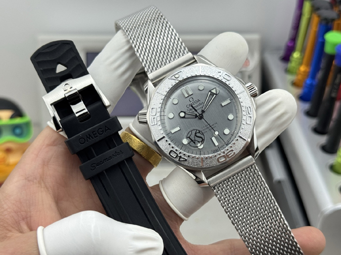 高級腕時計スーパーコピー オメガ(OMEGA) シーマスター プラネットオーシャン 600M ブランド時計 コピー - 画像 (9)