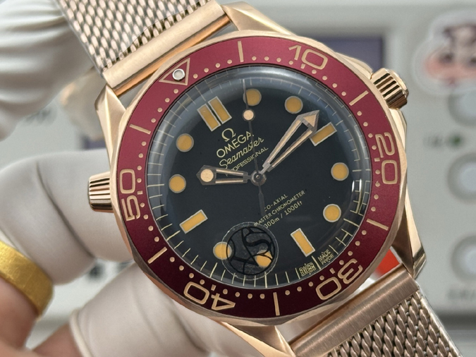 高級腕時計スーパーコピー オメガ(OMEGA) シーマスター ダイバー 300M ブロンズゴールド エディション高級腕時計スーパーコピー - 画像 (4)