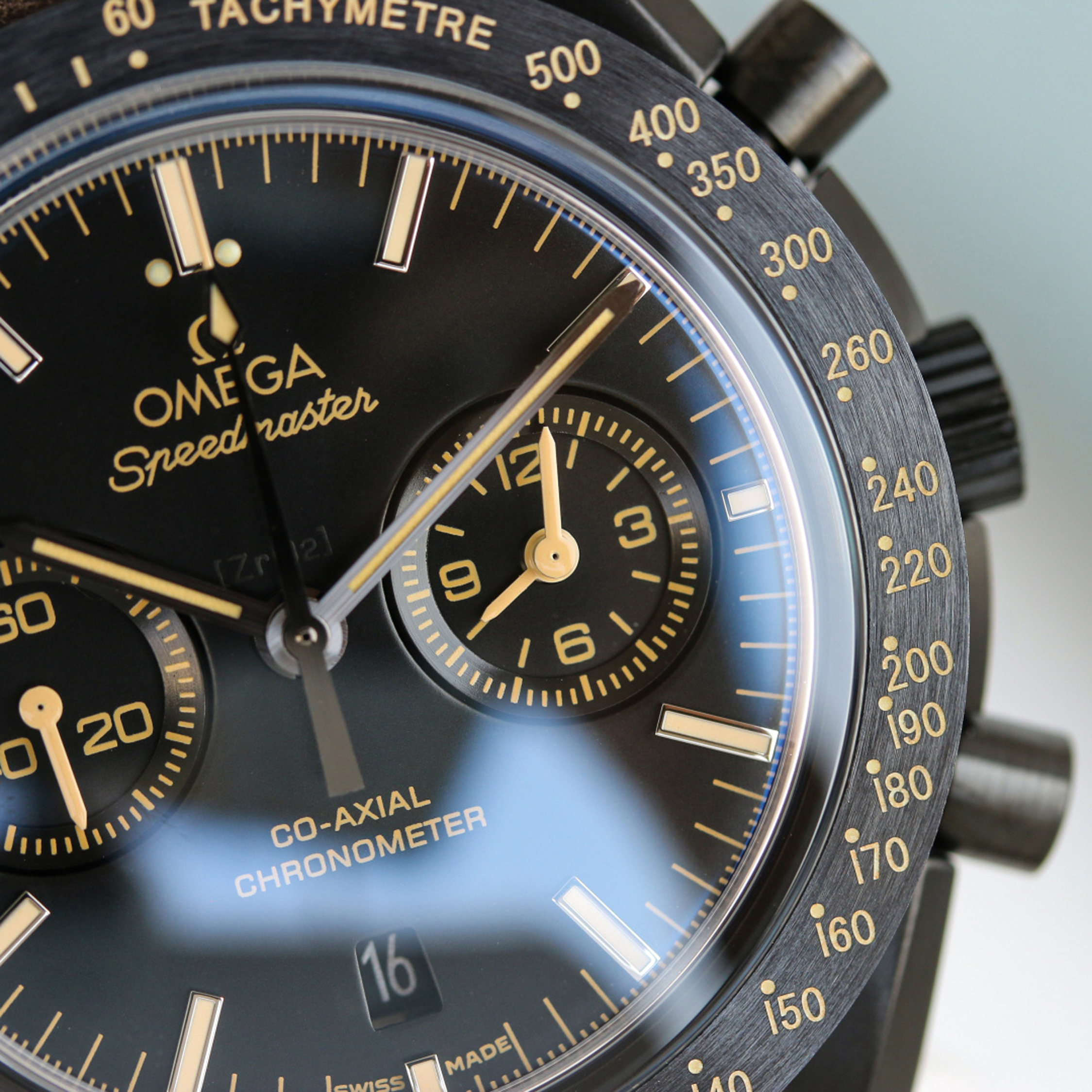 高級腕時計スーパーコピー オメガ OMEGA オメガ スピードマスター “月の暗面” 復古黒オメガ 古い腕時計 - 画像 (2)