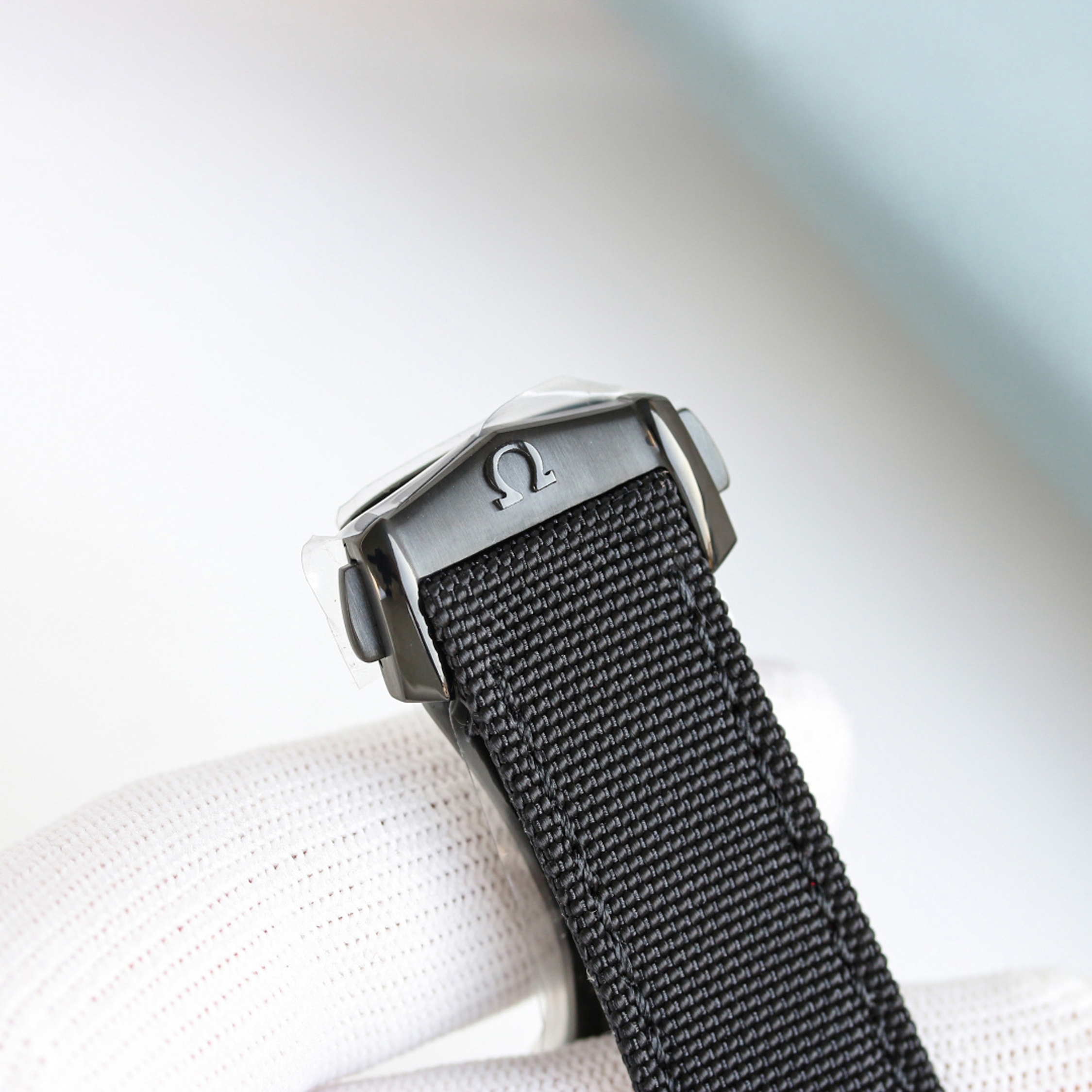 高級腕時計スーパーコピー オメガ OMEGA オメガ スピードマスター “月の暗面”オメガ 時計 箱 - 画像 (9)