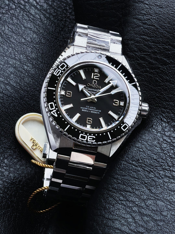 高級腕時計スーパーコピー オメガ OMEGA オメガ シーマスター ダイバーズ ブラック セラミックベゼル コーアクシャル オメガ 時計 スピードマスター - 画像 (3)