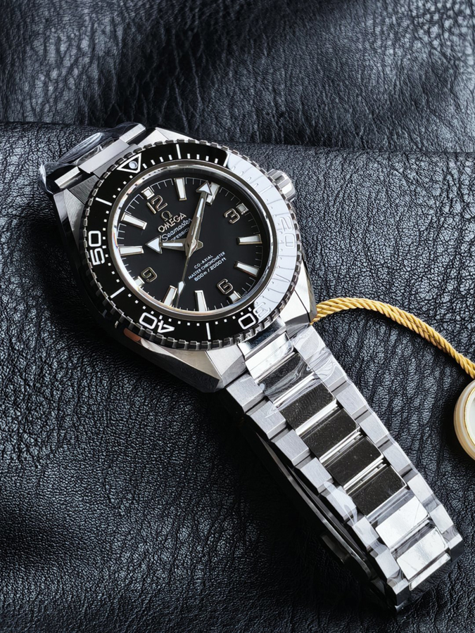 高級腕時計スーパーコピー オメガ OMEGA オメガ シーマスター ダイバーズ ブラック セラミックベゼル コーアクシャル オメガ 時計 スピードマスター - 画像 (6)