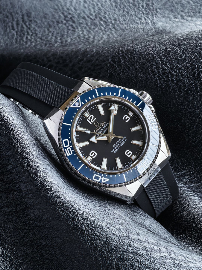 高級腕時計スーパーコピー オメガ OMEGA オメガ シーマスター ダイバーズ ブラック セラミックベゼル コーアクシャル オメガ スーパーコピー - 画像 (4)