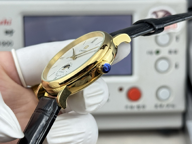 高級腕時計スーパーコピー オメガ OMEGA オメガ デ・ヴィル プレステージ 月相 ダイヤ ローマ数字 イエローゴールド レザー 自動巻き オメガ 古い腕時計 - 画像 (4)