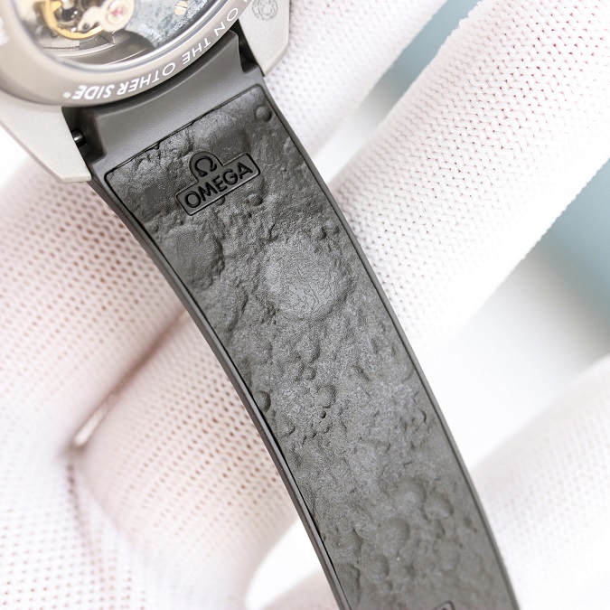 高級腕時計スーパーコピー オメガ OMEGA オメガ 超霸 グレーサイドオブザムーン アポロ8号 マスタークロノメーター スペースウォッチ コピー時計 買ってみた - 画像 (9)
