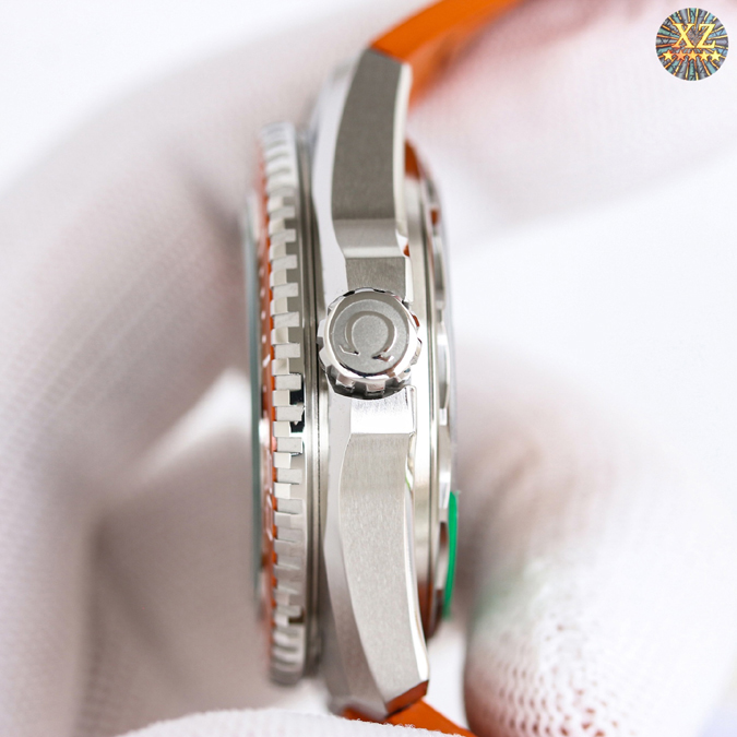 高級腕時計スーパーコピー オメガ OMEGA オメガ シーマスター プラネットオーシャン 600m 42mm オレンジベゼル ブラック文字盤 チタニウム ラバーストラップ メンズ 時計 オメガ 時計 安い - 画像 (6)