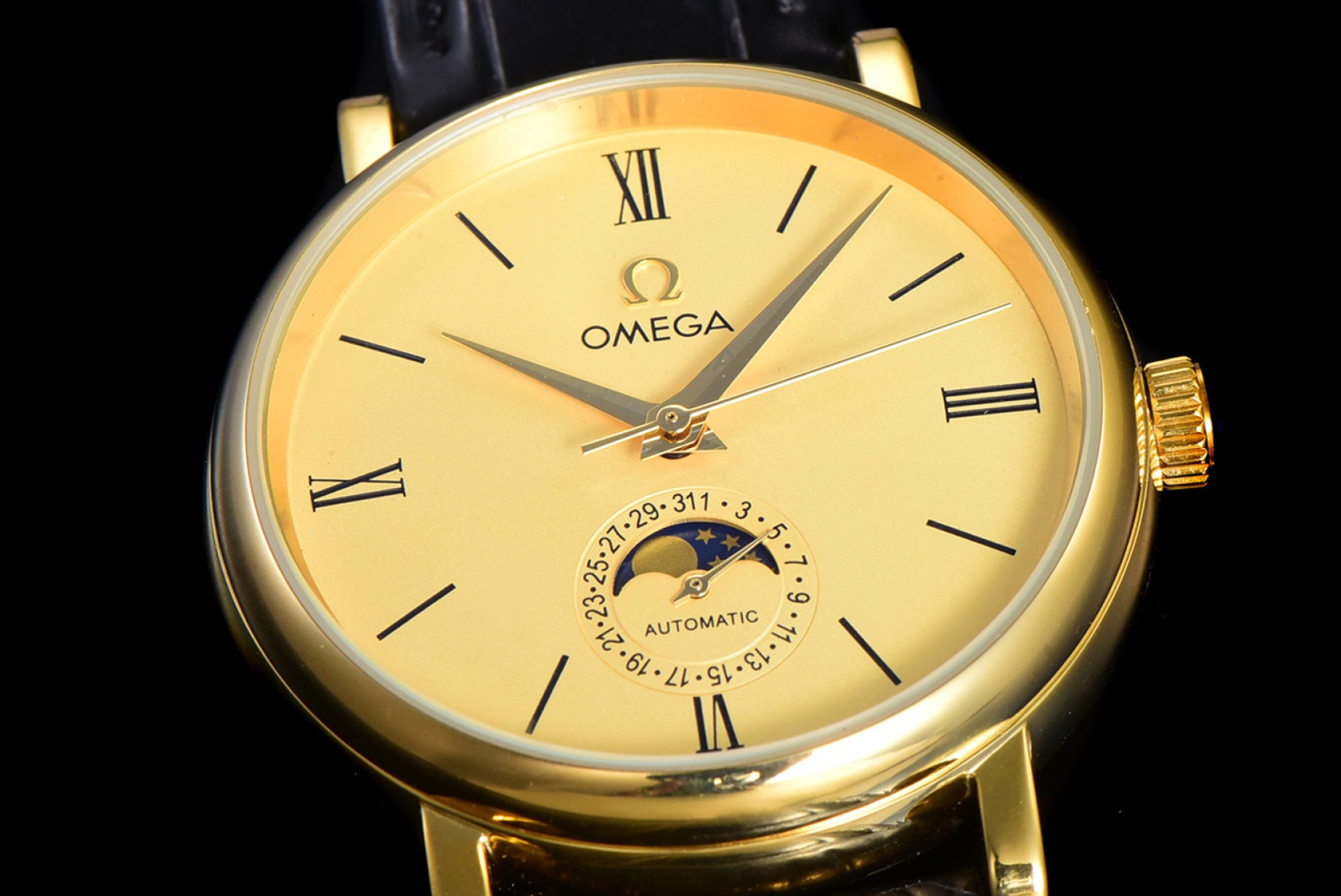 高級腕時計スーパーコピー オメガ OMEGA 蝶飛 典雅 月相 39.5mm 18Kゴールド調 シルバー ブラックレザー ローマ数字 パワーリザーブ 時計 オメガコピー腕時計 - 画像 (3)