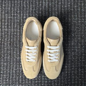 エルメス スニーカー 新作
