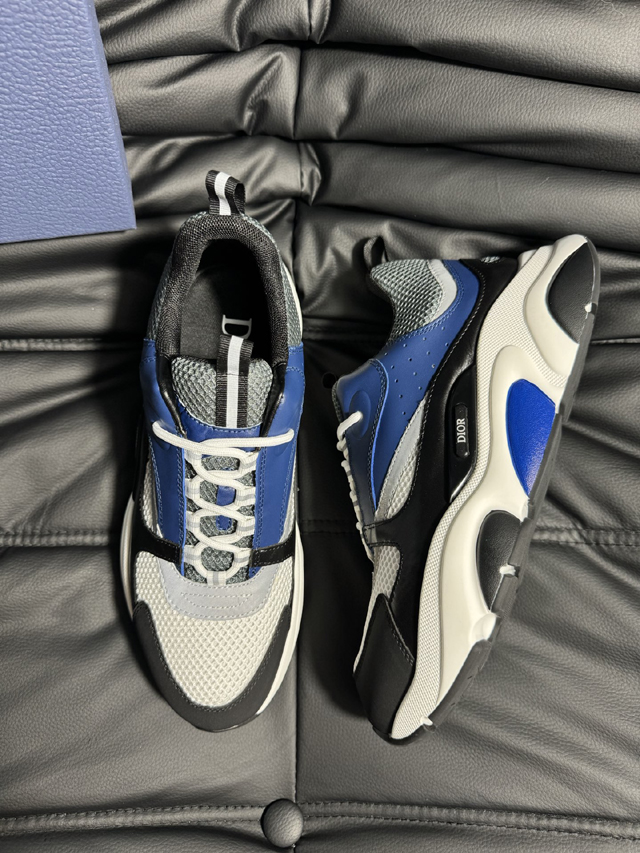 ブランド 靴 買取【ディオール】DIOR B22 スニーカー ダッドスニーカー ブルー ブラック グレー 厚底 メッシュ レザー パッチワーク オブリーク 柄 レース ディオール靴メンズ - 画像 (2)
