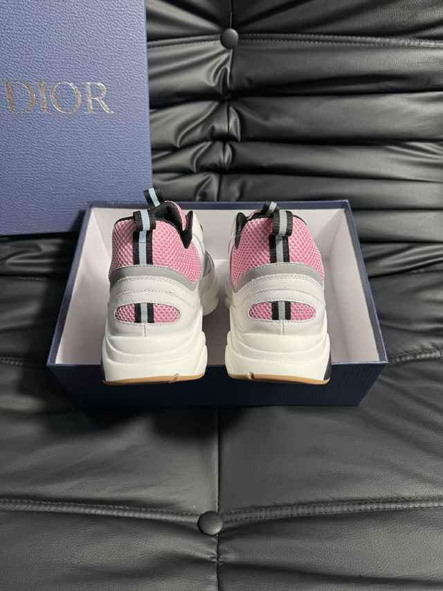 ブランド 靴 買取【ディオール】DIOR B22 スニーカー ダッドスニーカー ホワイト ピンク ブラック 厚底 ガムソール メッシュ レザー パッチワーク オブリーク 柄 レース メンズ レディース シューズ ディオール靴サイズ - 画像 (5)