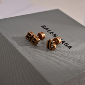 バレンシアガ ピアス メンズ