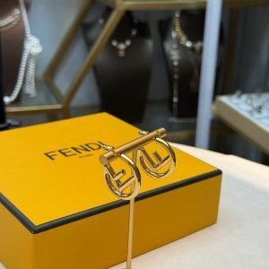 フォーエバー フェンディ ピアス