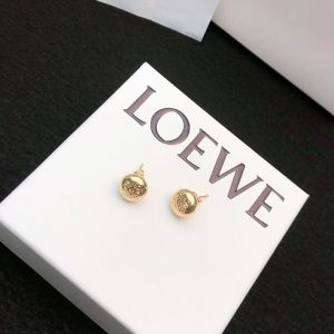 ロエベ ピアス 人気