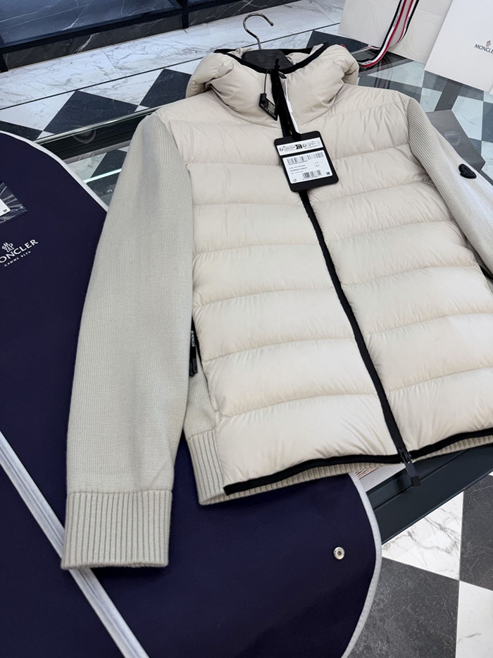 モンクレール服スーパーコピー人気店 MONCLER Cardigan Tricot 軽量なフード付きダウン入りウールカーディガンジャケット JP26015087M モンクレール ダウン 人気 ランキング - 画像 (8)