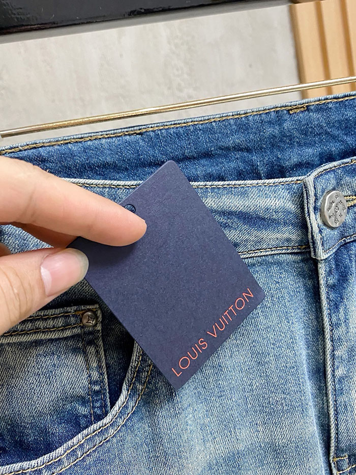ルイヴィトン服スーパーコピー人気店 Louis Vuitton メンズ 秋冬用スリムフィットデニムジーンズ JP2601607L ヴィトン デニム メンズ - 画像 (5)