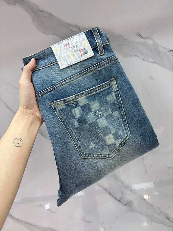 ルイヴィトン服スーパーコピー人気店 Louis Vuitton 2026年 メンズファッション ストレートレッグジーンズJP2601616L ヴィトン デニム 新作 - 画像 (2)