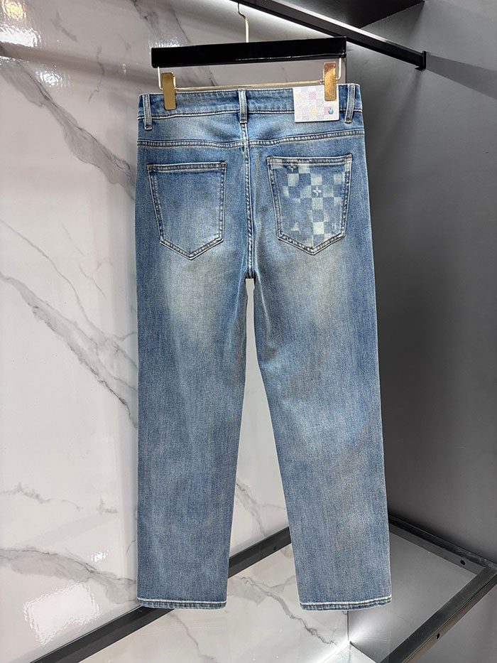 ルイヴィトン服スーパーコピー人気店 Louis Vuitton 2026年 メンズファッション ストレートレッグジーンズJP2601616L ヴィトン デニム 新作 - 画像 (9)