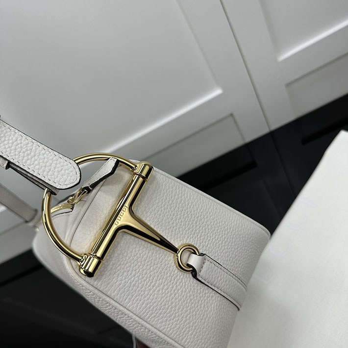 グッチ バッグ アウトレット 店舗 GUCCI ハーフホースビットGGモノグラムエンボススエードバッグ ホワイト 2703270 グッチ ショルダーバッグ アウトレット - 画像 (4)