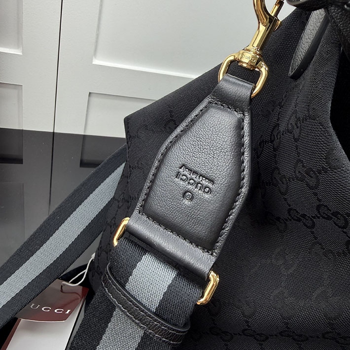グッチ バッグ アウトレット 店舗 GUCCI GGキャンバス ホーボーショルダーバッグ ブラック A00B49 AAHHD 1094 グッチ ショルダーバッグ 安い - 画像 (4)