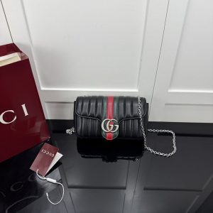 グッチ ミニバッグ レディース
