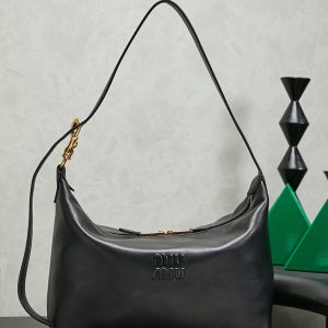 Miumiu バッグ 安い