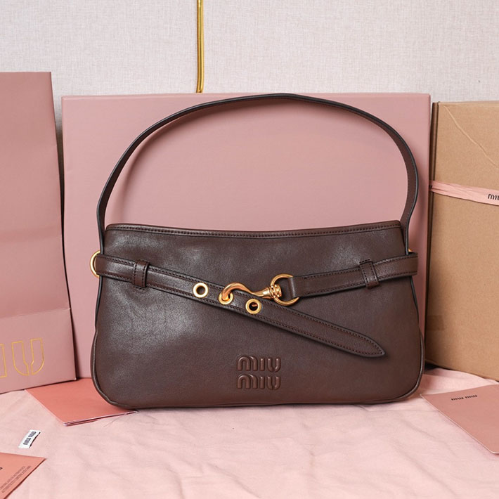 MIUMIU バッグ アウトレット