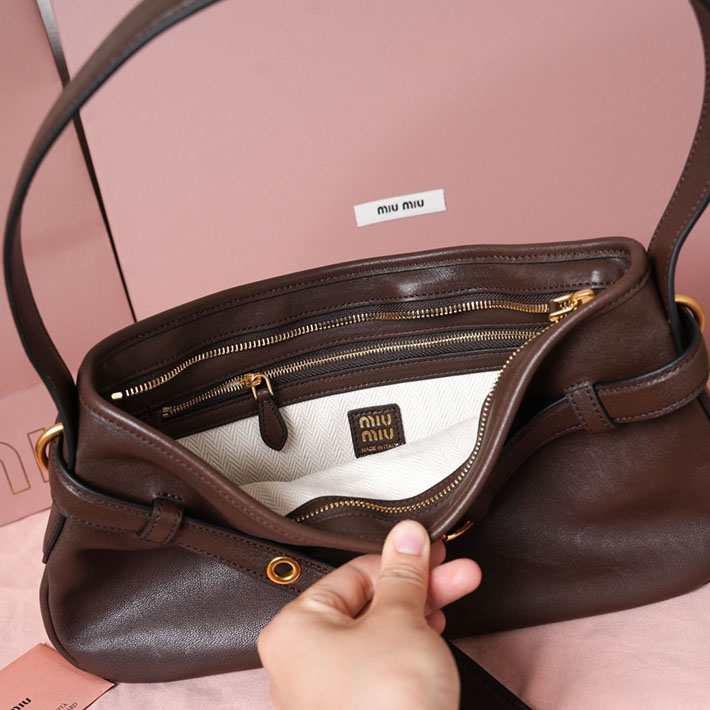 ミュウミュウ バッグ アウトレット 店舗 MiuMiu アバンチュール ナッパレザー バッグ レギュラー ブライアウッド 5BC182_2BBL_F0NBL MIUMIU バッグ アウトレット - 画像 (2)