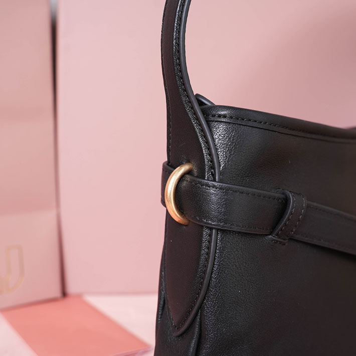 ミュウミュウ バッグ アウトレット 店舗 MiuMiu アバンチュール ナッパレザー バッグ レギュラー ブラック 5BC182_2BBL_F0002 miumiu バッグ 黒 - 画像 (5)