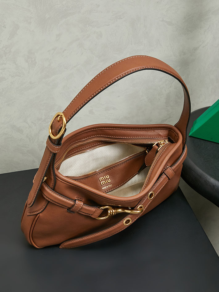 ミュウミュウ バッグ アウトレット 店舗 MiuMiu アバンチュール ナッパレザー バッグ レギュラー ブラウン 5BC182_2BBL_F0316 ミュウミュウ ハンドバッグ アウトレット - 画像 (5)