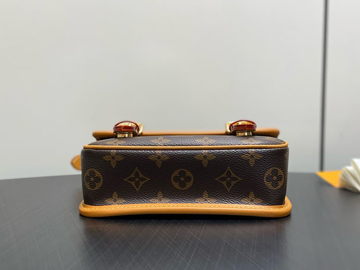 ルイヴィトン バッグ アウトレット 店舗 LouisVuitton サッチェル・ウェアラブル ウォレット ブラウン M26805 ルイヴィトン ミニバッグ メンズ - 画像 (4)