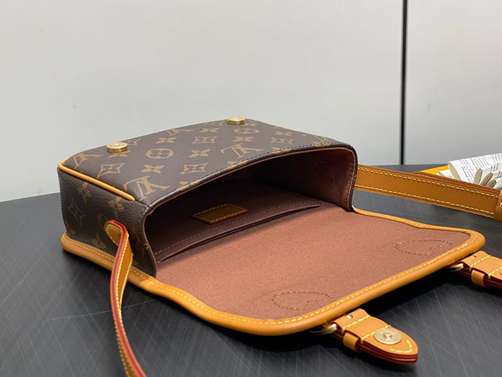ルイヴィトン バッグ アウトレット 店舗 LouisVuitton サッチェル・ウェアラブル ウォレット ブラウン M26805 ルイヴィトン ミニバッグ メンズ - 画像 (3)