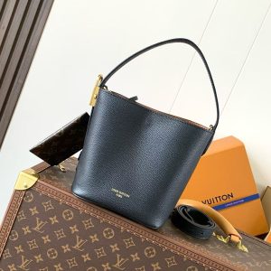 ルイヴィトン ミニバッグ 黒