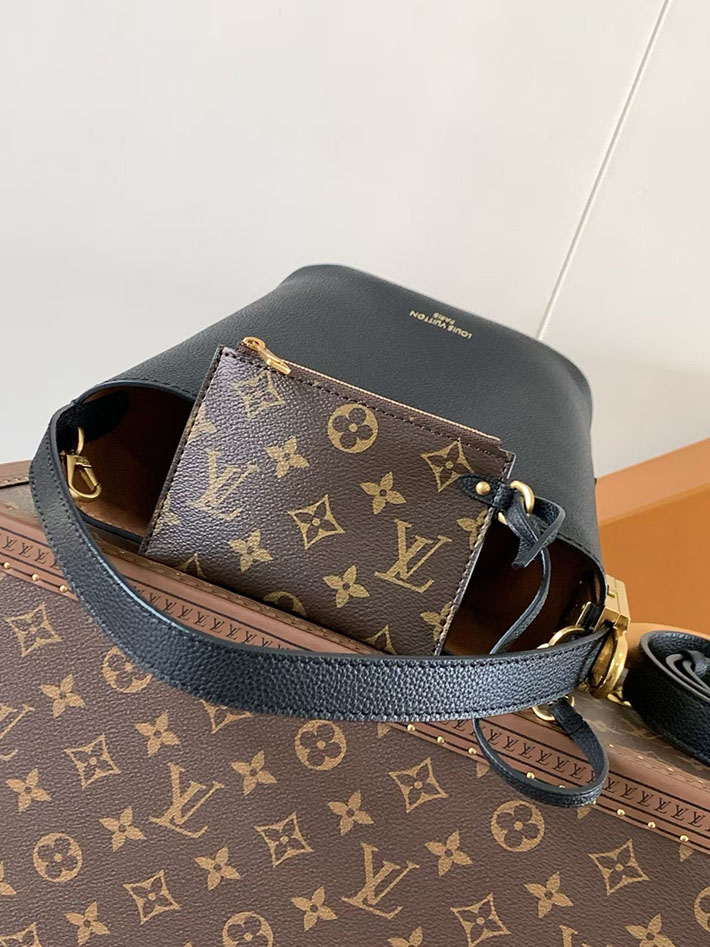 ルイヴィトン バッグ アウトレット 店舗 LouisVuitton ロウキー・オール・イン BB ノワール M25543 ルイヴィトン ミニバッグ 黒 - 画像 (5)