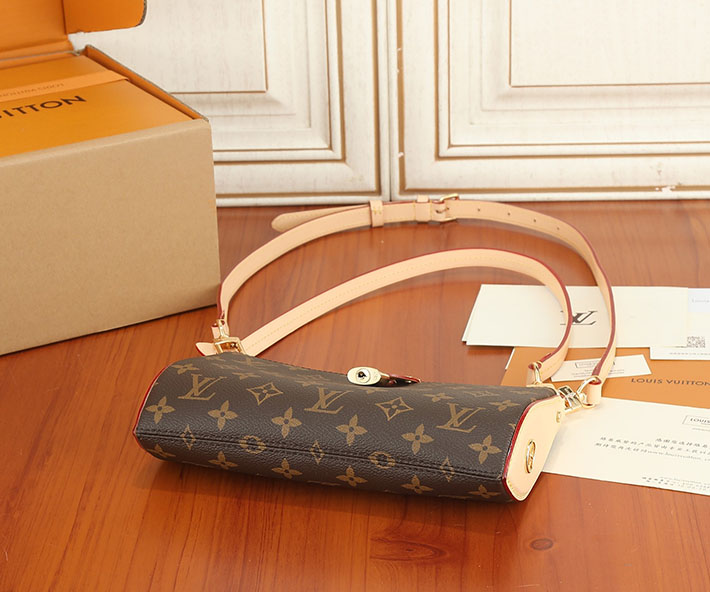 ルイヴィトン バッグ アウトレット 店舗 LouisVuitton ポシェット・ティレット MINI ブラウン M12859 ルイヴィトン ミニバッグ モノグラム - 画像 (4)