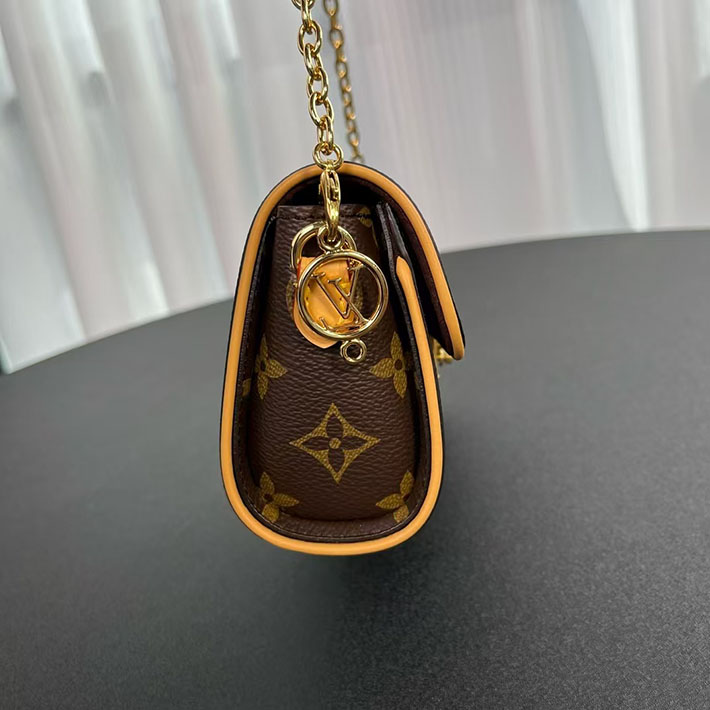 ルイヴィトン バッグ アウトレット 店舗 LouisVuitton ポシェット・カミーユ ブラウン M13566 ルイヴィトン ミニショルダーバッグ 人気 - 画像 (7)