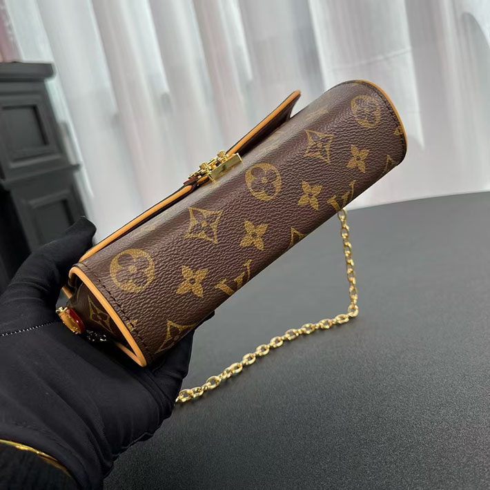 ルイヴィトン バッグ アウトレット 店舗 LouisVuitton ポシェット・カミーユ ブラウン M13566 ルイヴィトン ミニショルダーバッグ 人気 - 画像 (4)