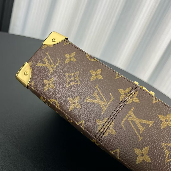 ルイヴィトン バッグ アウトレット 店舗 LouisVuitton 2025新作 ショルダーバッグ トランキー ブラウン M14526 ルイヴィトン ショルダーバッグ 新作 - 画像 (4)